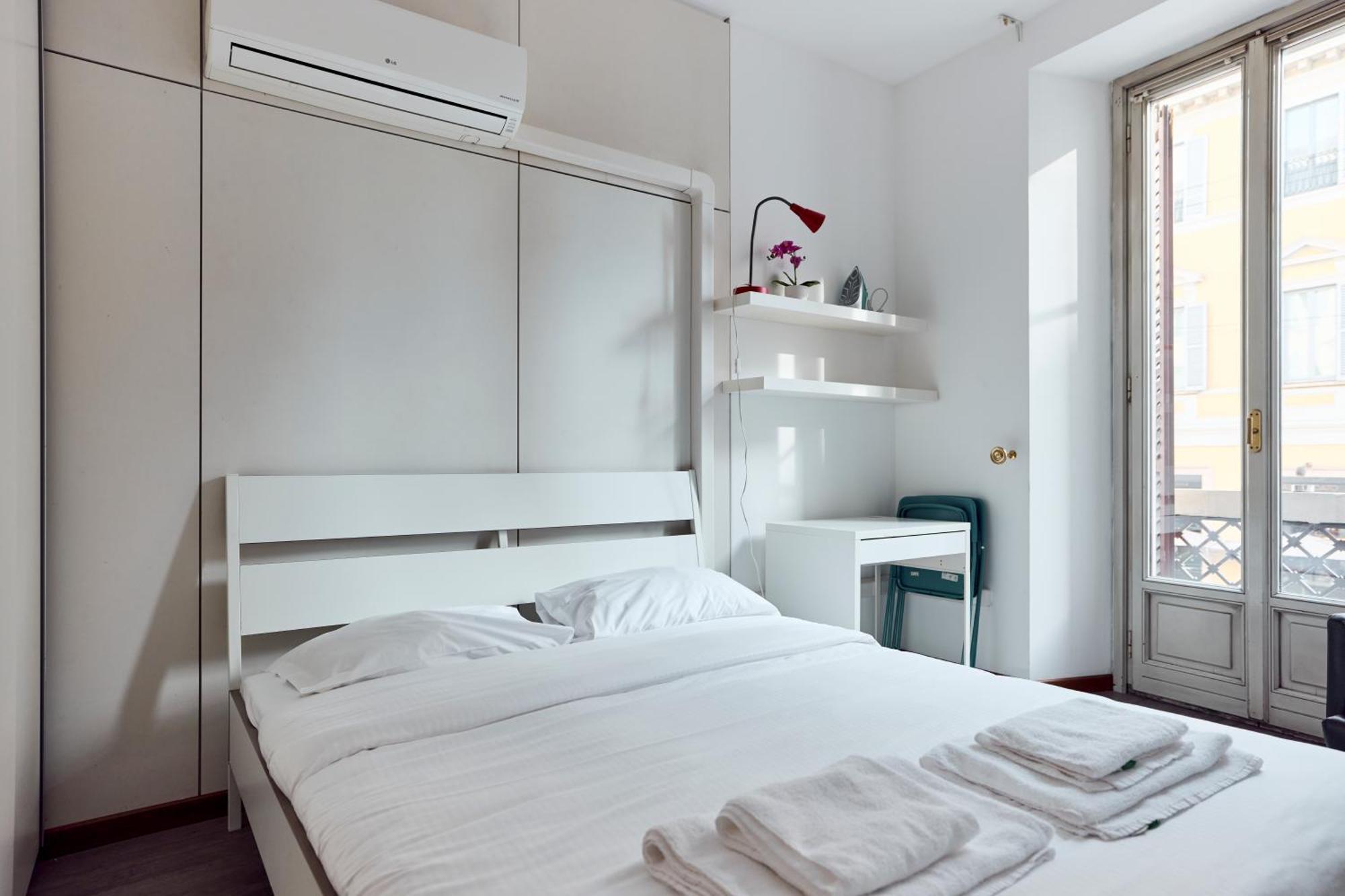 Corso Venezia View With Private Balcony - Corso Venezia Suite Milan Luaran gambar
